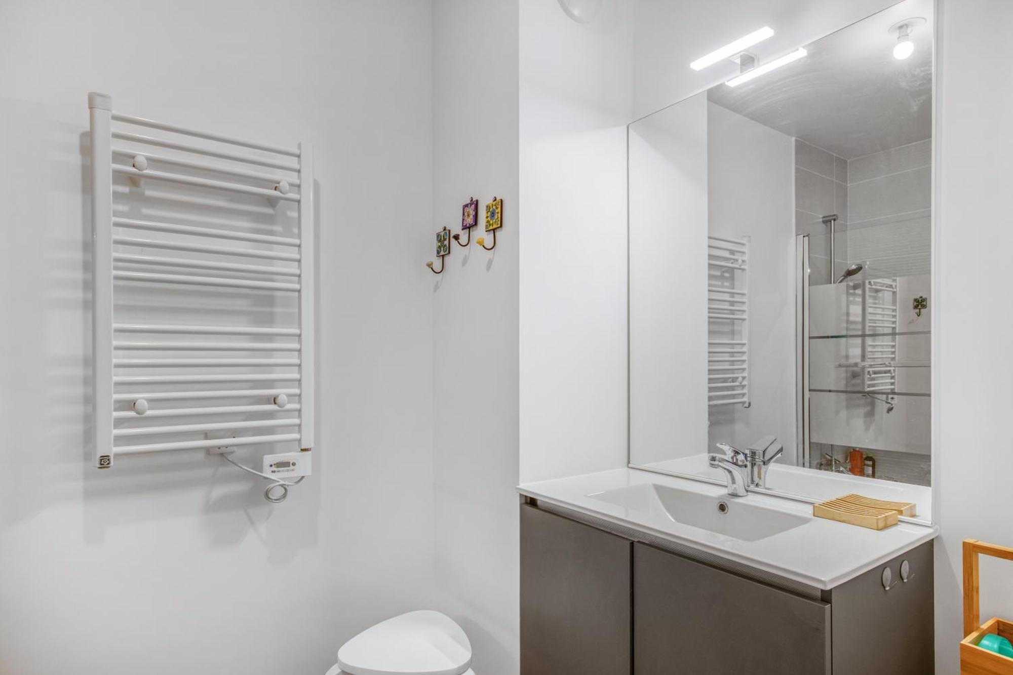 Nouvelle Ere - Appt A Moins D'Un Km De La Plage Le Lavandou Extérieur photo